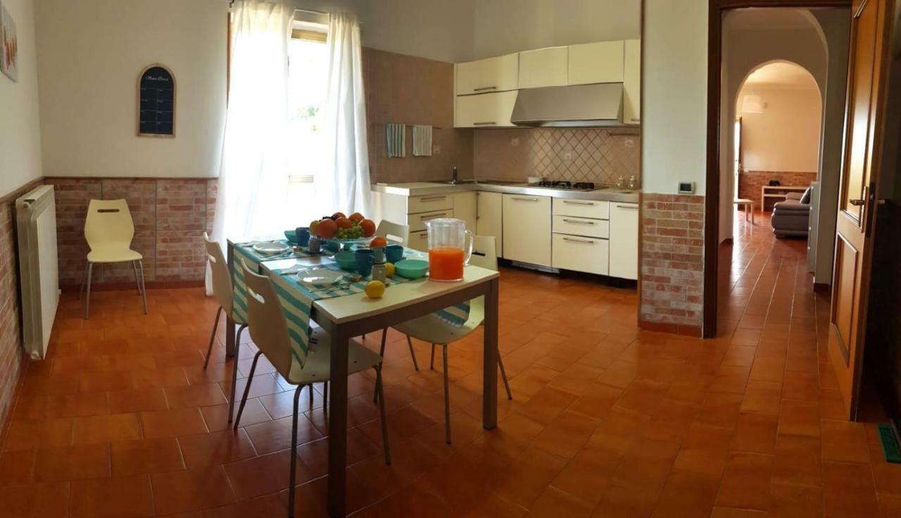 Villa Fioroni Лепорано Екстериор снимка